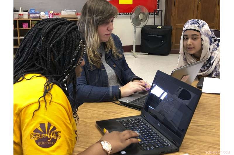 Student Tech Teams Maintain School Devices and Support Teachers