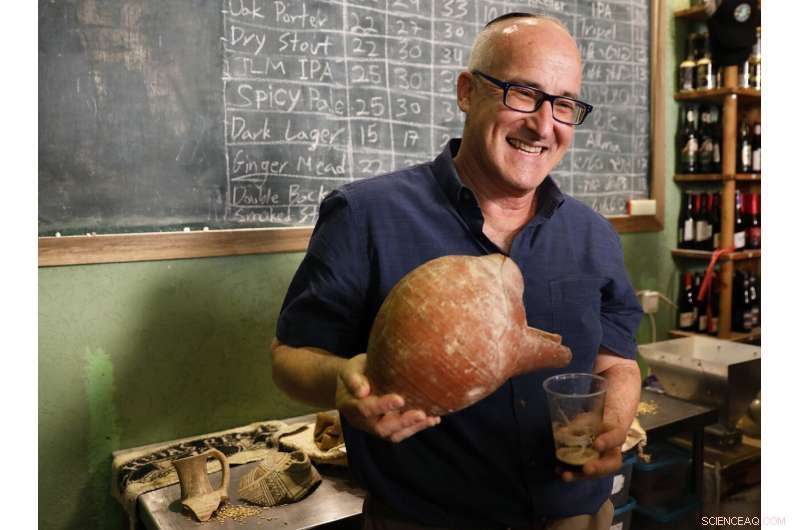 Israeli Scientists Brew Beer Using 5,000-Year-Old Yeast