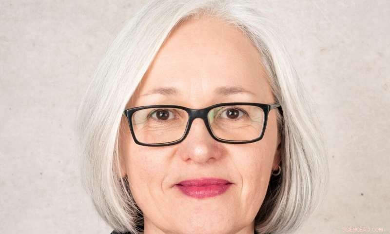 How Media Portrayals of Immigrants Shape Prejudice: Insights from a University of Bern Study