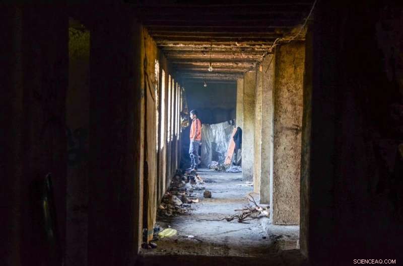 Global Child Migrants Face Human Rights Violations