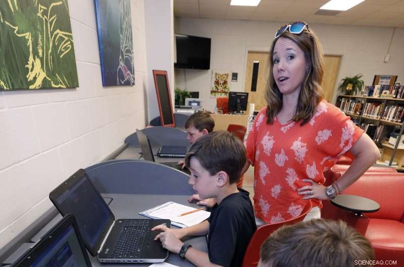 3 Million U.S. Students Lack Home Internet: Bridging the Digital Divide