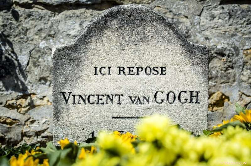 Revolver Linked to Van Gogh s Death Sells for Nearly Triple Its Estimate