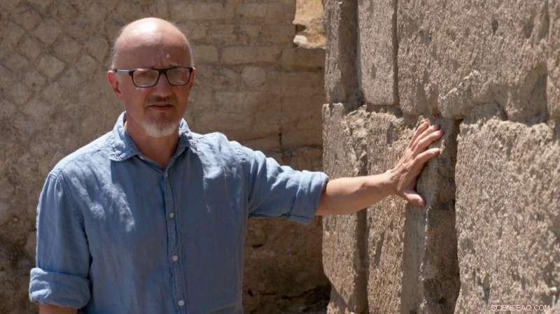 The Art of the Roman Deal: Diplomacy Behind Empire Expansion