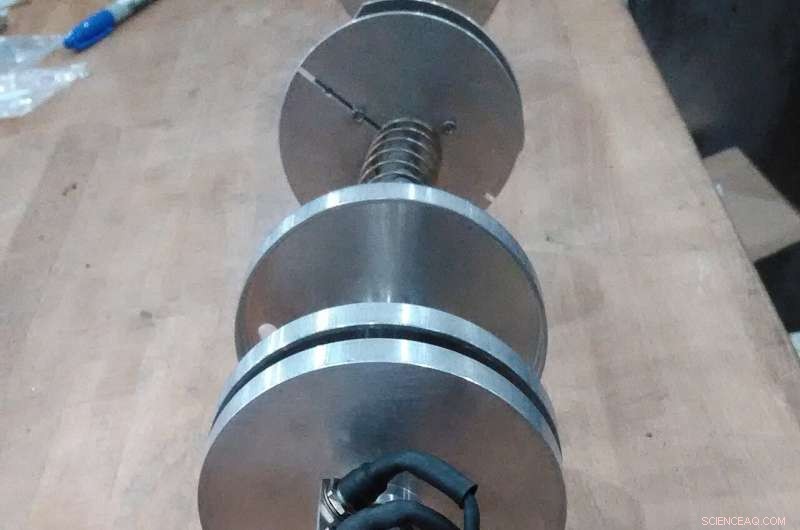 Revealing Secrets of Ancient Burned Bones with Three Advanced Spectroscopic Techniques