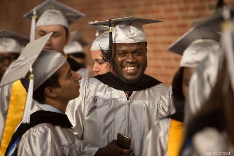 Pursuing Extra Education Boosts Students  Earnings