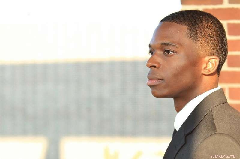 Study Shows Ethnic Minorities Who Don t Identify as British Face Career Stagnation