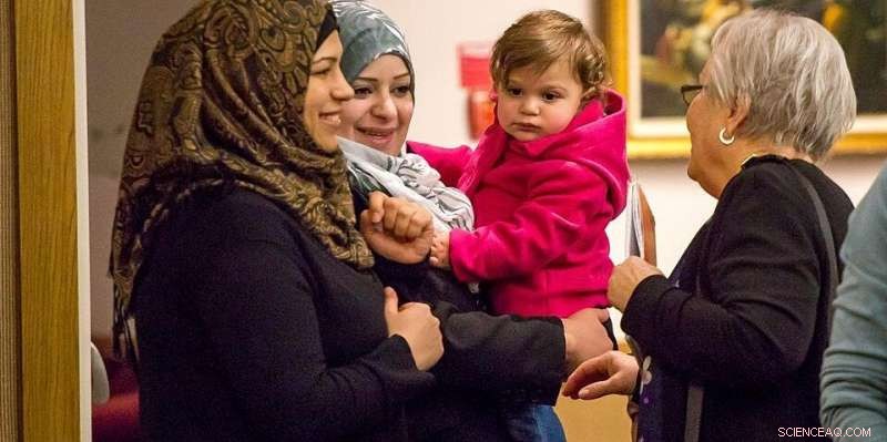 Smaller Communities Boost Refugee Satisfaction, Study Finds