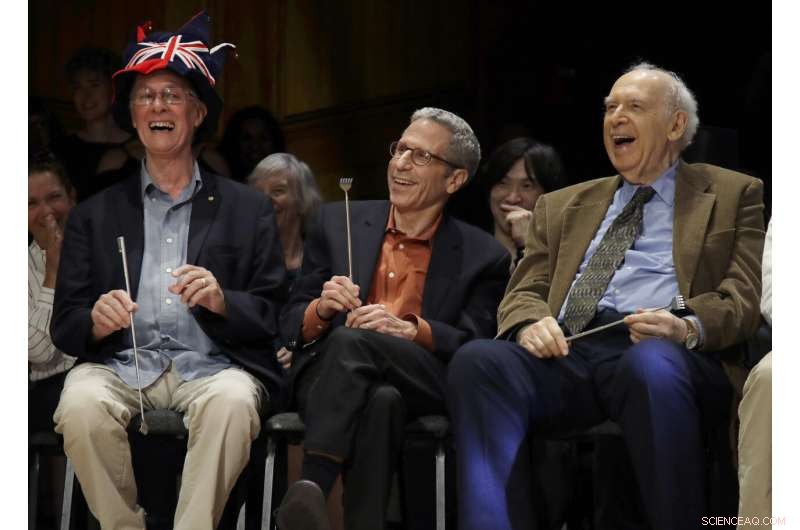 Surgeon Training and Unconventional Research Awarded at 2019 Ig Nobel Ceremony