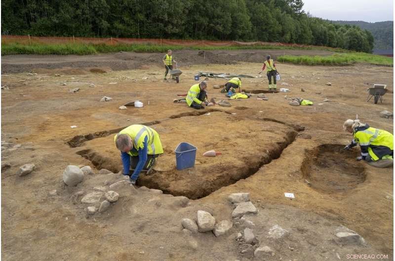 Archaeologists Uncover Viking Age Mortuary House in Central Norway