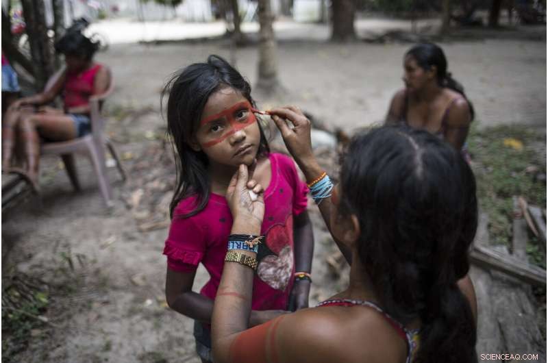 Amazon Tembe Tribe: How Arrows and Smartphones Shape Daily Life