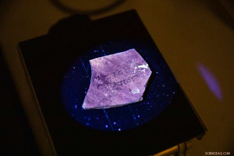 Cutting-Edge Imaging Deciphers 2,000-Year-Old Pottery Inscriptions