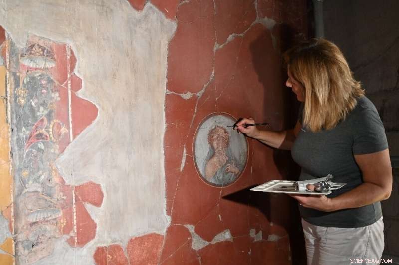 Revolutionary Method Brings Herculaneum’s Lost Art to Life