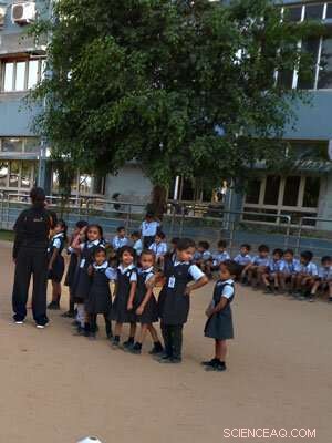 Study Finds Hindu Students More Likely to Associate Indian Identity with Hinduism