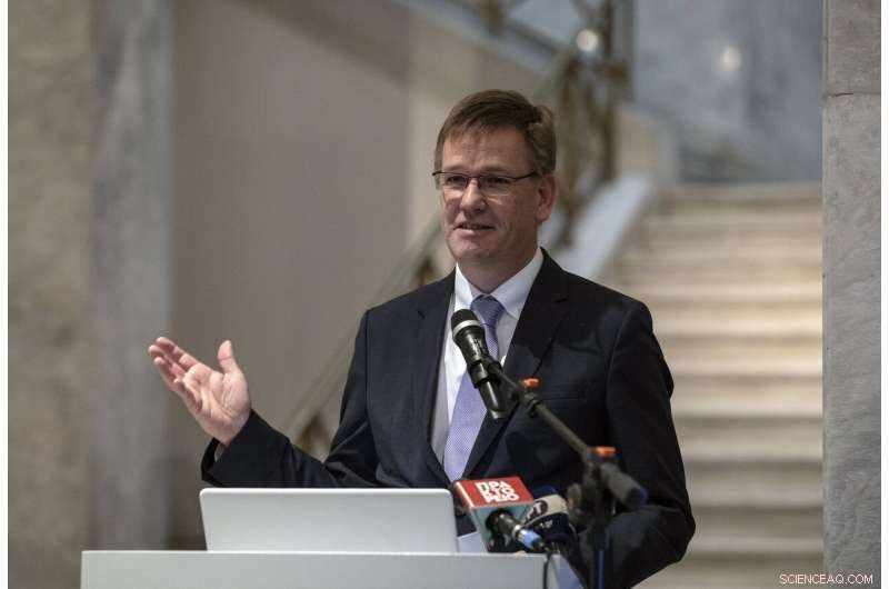 Ancient Cup Awarded to First Olympic Marathon Champion Returns to Greece