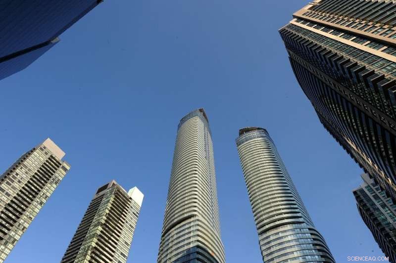 Canadian CEOs Earn 200× More Than Average Workers, New Study Reveals