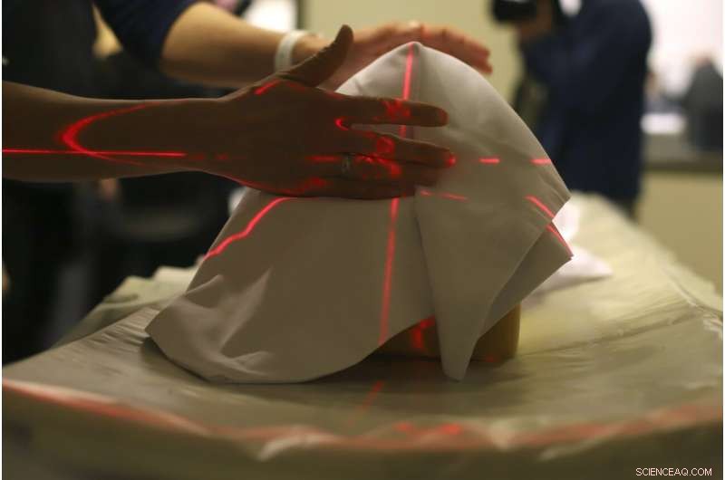 Advanced CT Scans Reveal Possible Revolutionary War Soldiers in 18th‑Century Skeletons