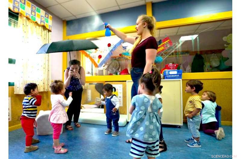 UW Study Broadens Early Bilingual Program for Infants