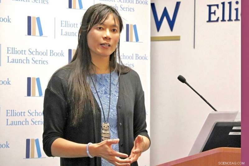 Exploring Race: A Global and Historical Perspective – New Book by Alexa Alice Joubin