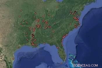 Between Bondage and Freedom: Life in Civil War Refugee Camps for Freedmen