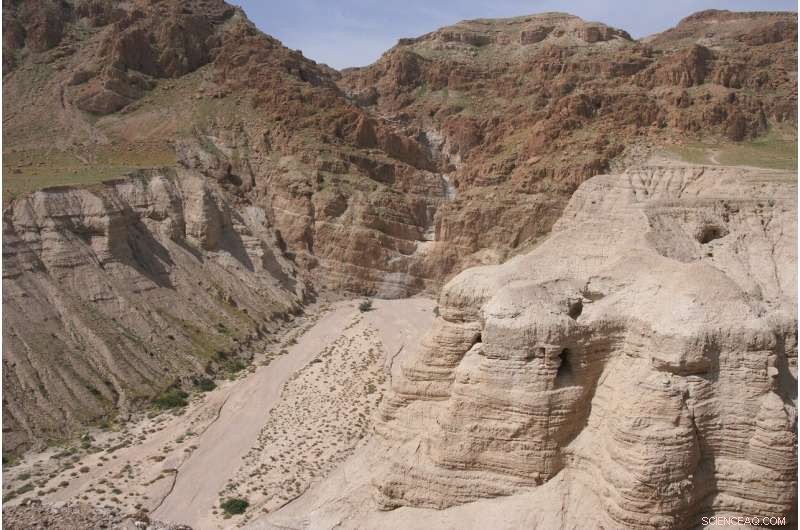 Museum of the Bible s Dead Sea Scrolls Proven Fakes, Study Confirms