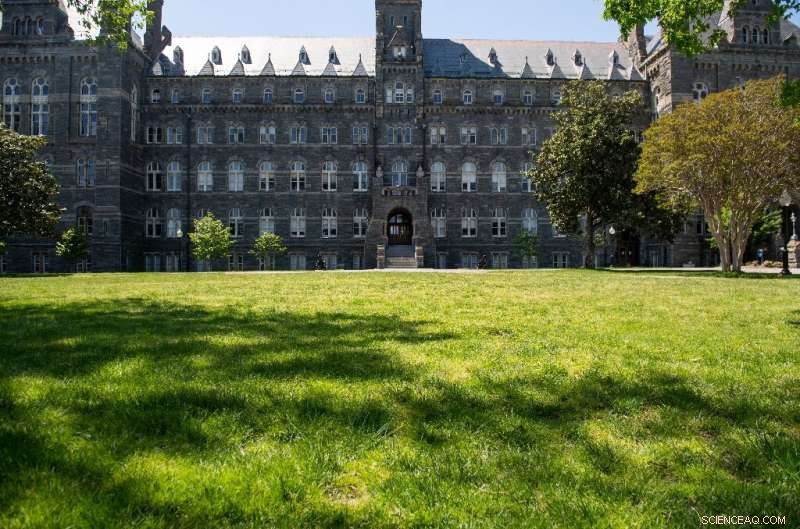 US Students Demand Fair Value: $70,000 Tuition for Virtual Classes Amid COVID-19