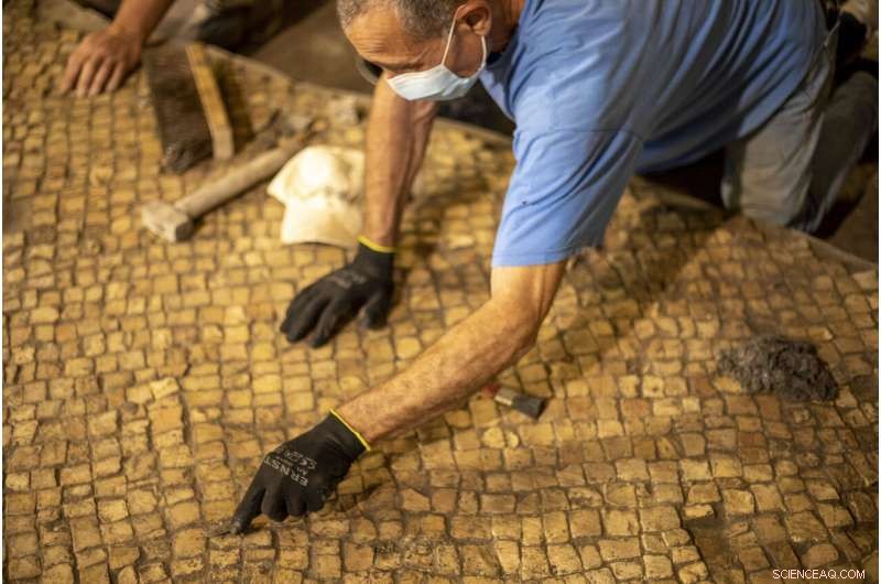 Excavation Beneath Jerusalem’s Western Wall Reveals Ancient 2,000‑Year‑Old Chambers