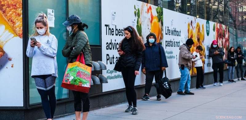 From Retail Therapy to Retail Anxiety: Calming Customers Drives Post‑Pandemic Recovery