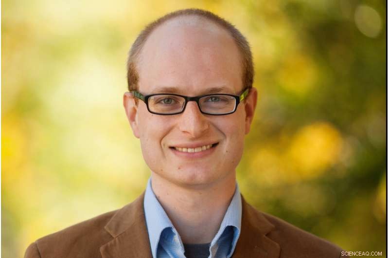 Will Movie Theaters Endure the Pandemic? Expert Analysis