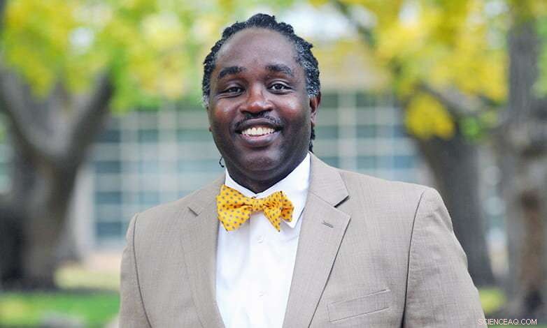 New Study Reveals How Black Male Youth Respond to Violent Social Media Videos