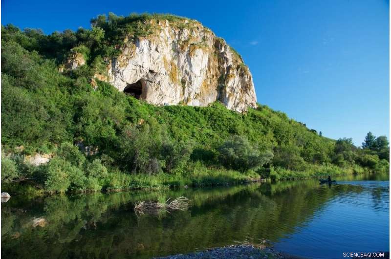 High-Resolution Genome of a Neandertal from Chagyrskaya Cave Reveals Ancient Insights