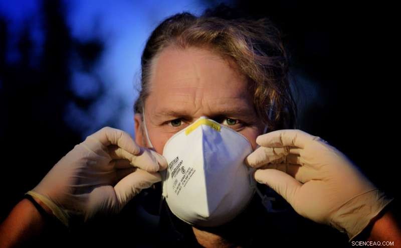 How Economic Incentives Encouraged Safe Quarantine During COVID-19