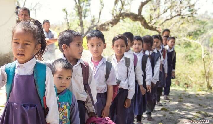 Study Reveals Wealth and Gender Disparities Undermining Children’s Academic Success in India
