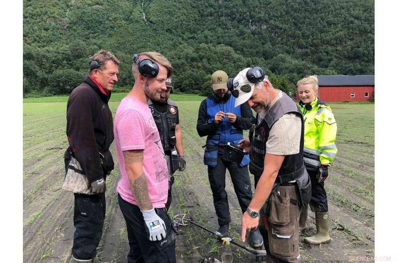 Uncovering 1,154 Archaeological Finds: A Metal Detector Adventure & Historical Riddle