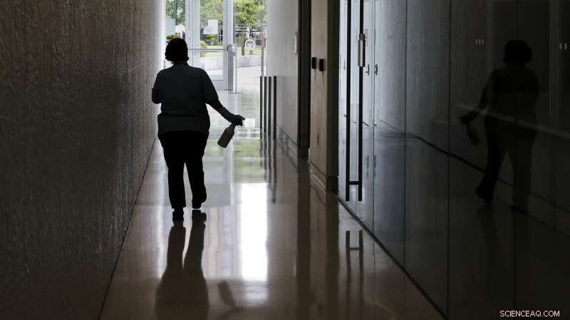 U.S. Colleges Adopt Diverse COVID-19 Testing Plans for Fall Semester