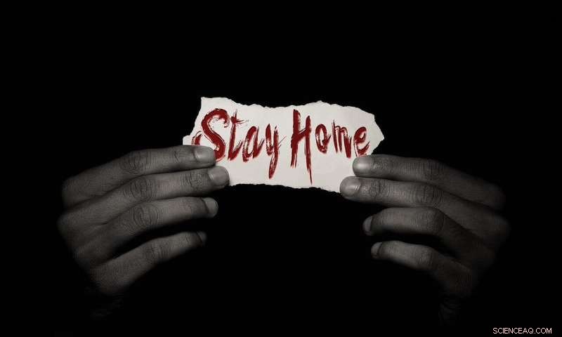 Economists Urge Lifting Blanket Lockdown Measures to Reduce Broad Economic Costs