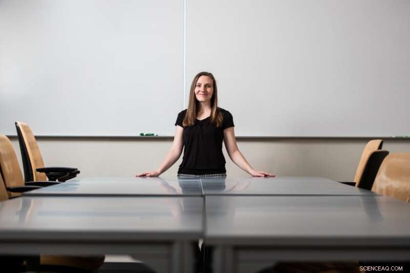 Study Reveals Women’s Participation and Performance Rise with More Female Peers and Instructors