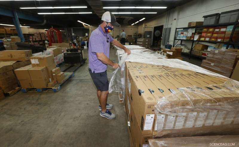 US Schools Face Laptop Shortage Ahead of Back‑to‑School Rush