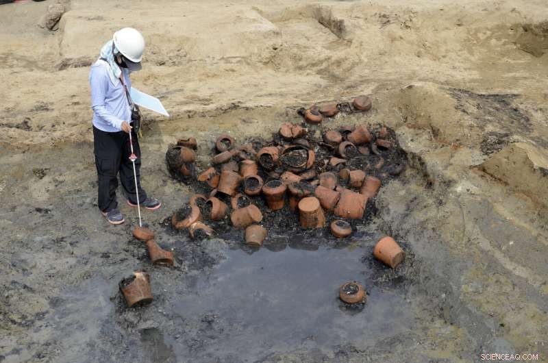 Archaeologists Uncover 1,500+ Human Remains in Osaka Mass Grave, Pointing to 19th-Century Epidemic