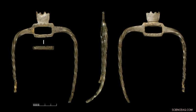 Bronze Age Bone Reuse Uncovered Through Radiocarbon Dating and CT Scans