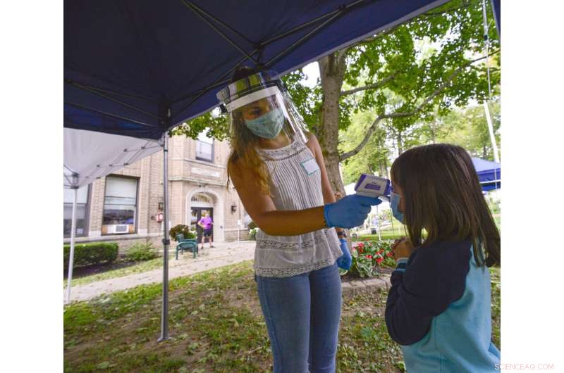 Online Learning Interrupted as Computer Glitches Stall Classes Nationwide