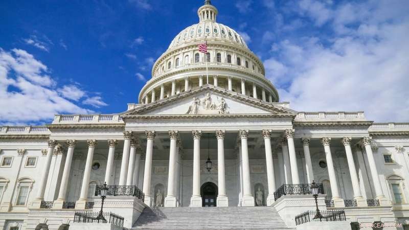 House Lawmakers  Personal Finances May Shape Key Voting Decisions, Study Finds