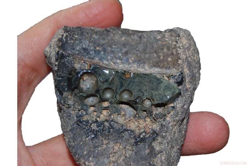 Ancient Persian Origins of Chromium Steel Revealed