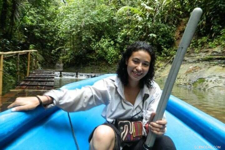 English as the Scientific Lingua Franca: Challenges for Non-English Speakers