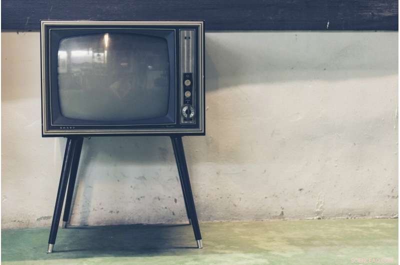 The Rise of Second-Screen TV Viewing: Impact on Engagement & Advertising