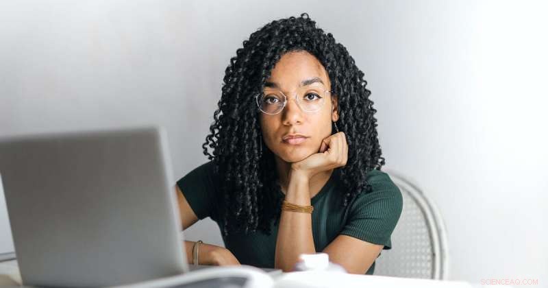 Research Reveals Overidentification Distorts Job Review Credibility