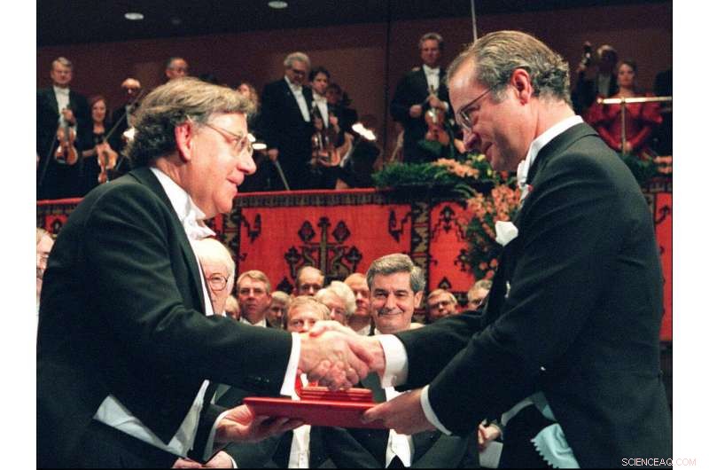 Nobel Laureate Paul Crutzen, Pioneer of Ozone Research, Passes Away