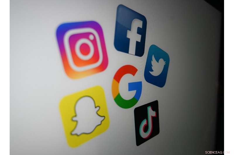 Pew Research: Social Media Users More Likely to Believe Misinformation