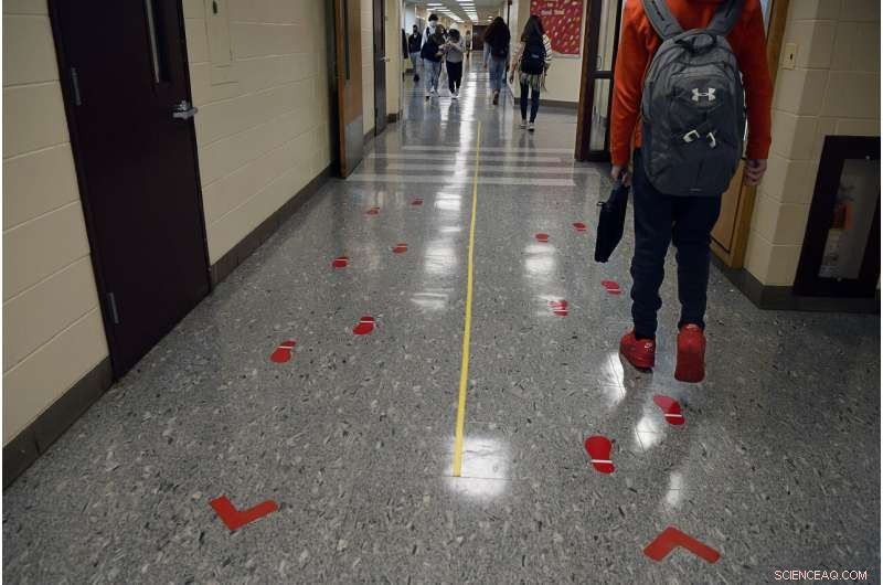 Survey Shows Majority of Students Still Studying Remotely Despite School Reopenings