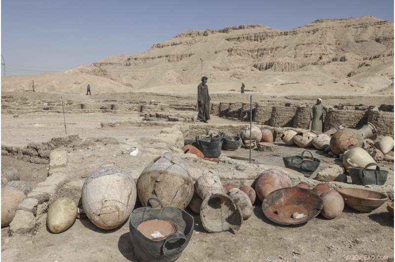 Renowned Egyptian Archaeologist Reveals Secrets of 3,000-Year-Old City