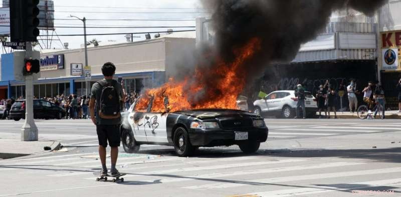 Expert Warns: U.S. at Risk of Armed Anti-Police Insurgency